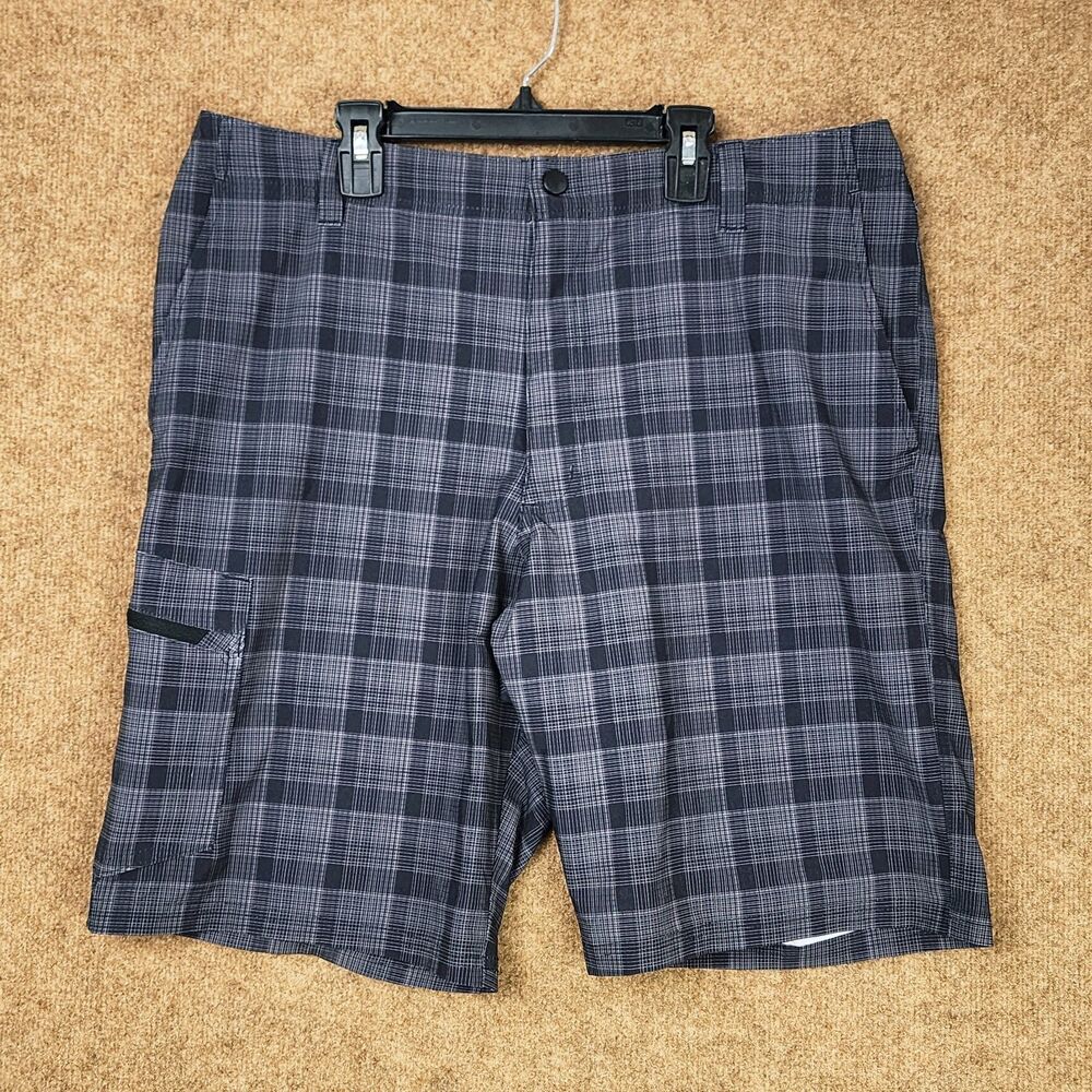 Lee Dungarees Men 10" Shorts Golf Board Gray Plaid Sz 36 Lightweight Flat-Front
